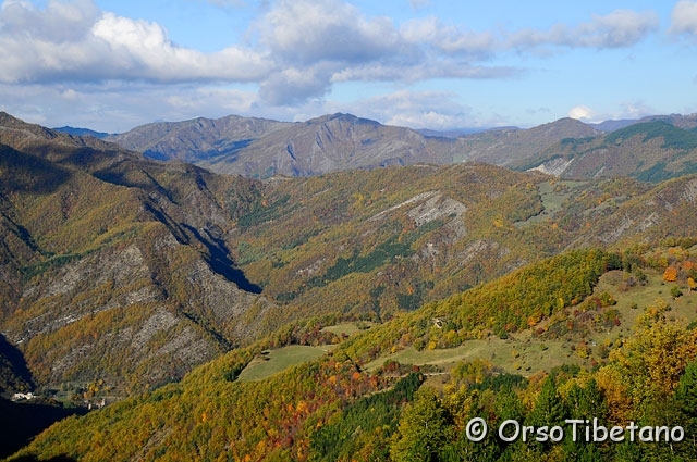 20091107-093321-f.jpg - Panorama autunnale ai confini del P.N.F.C.[a, FF, none]